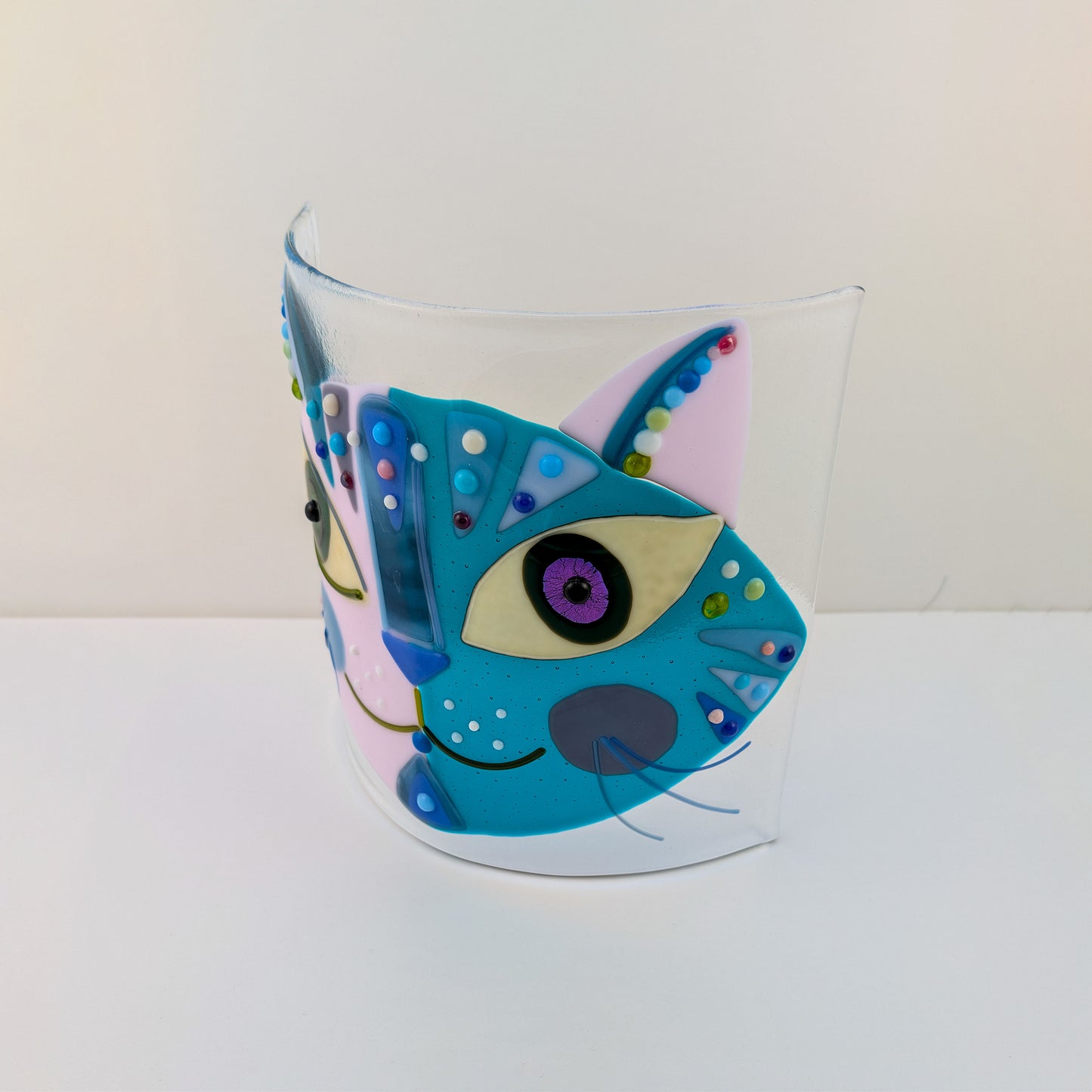 Bluebell - Lilac and Teal Cat Face Free Standing Curve
