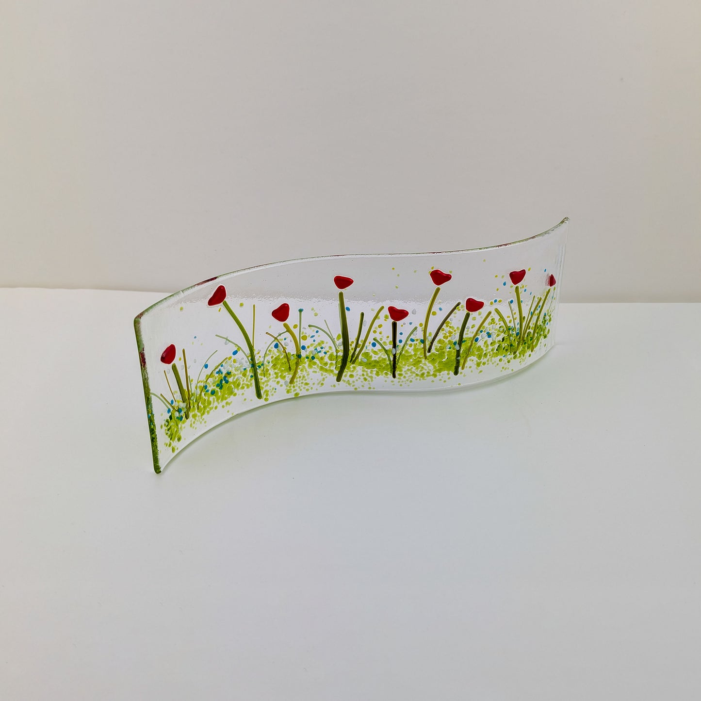 Red Floral Free Standing Wave