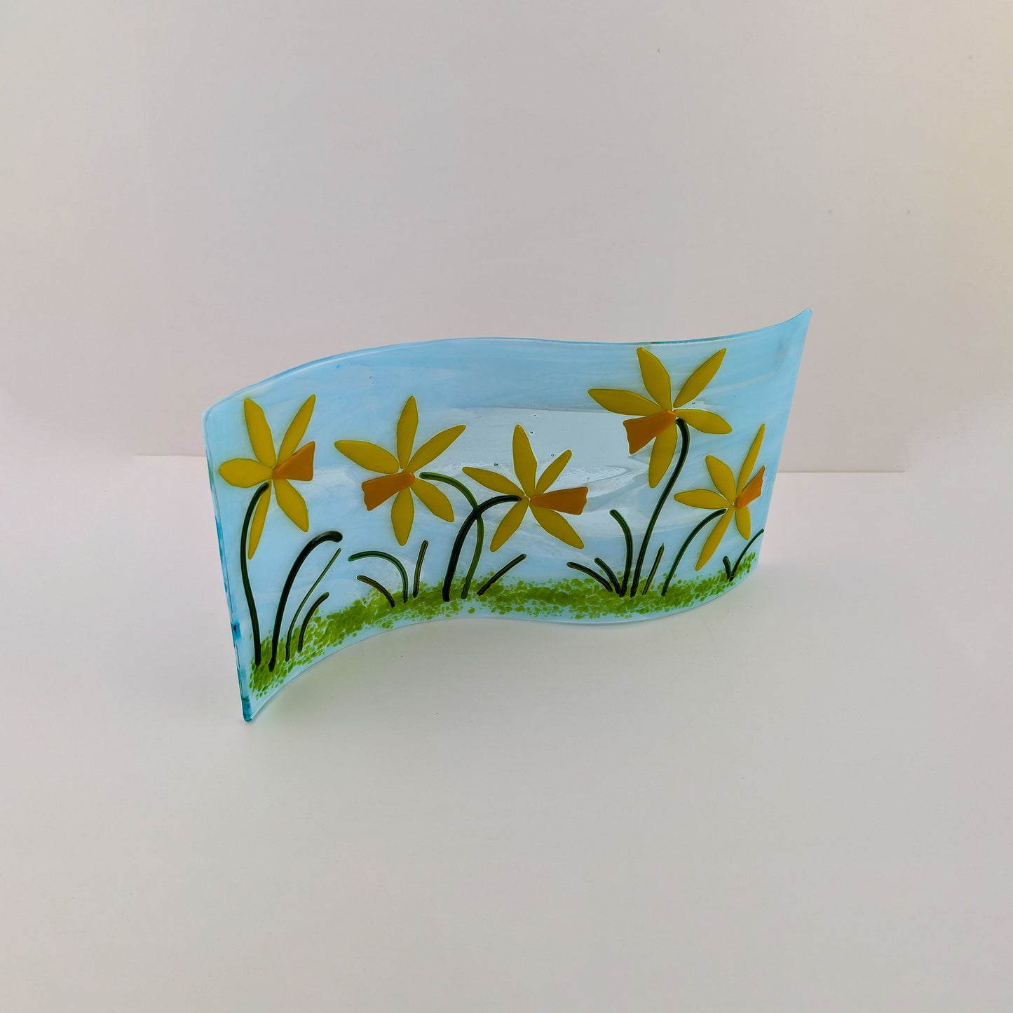 Daffodils Free Standing Wave